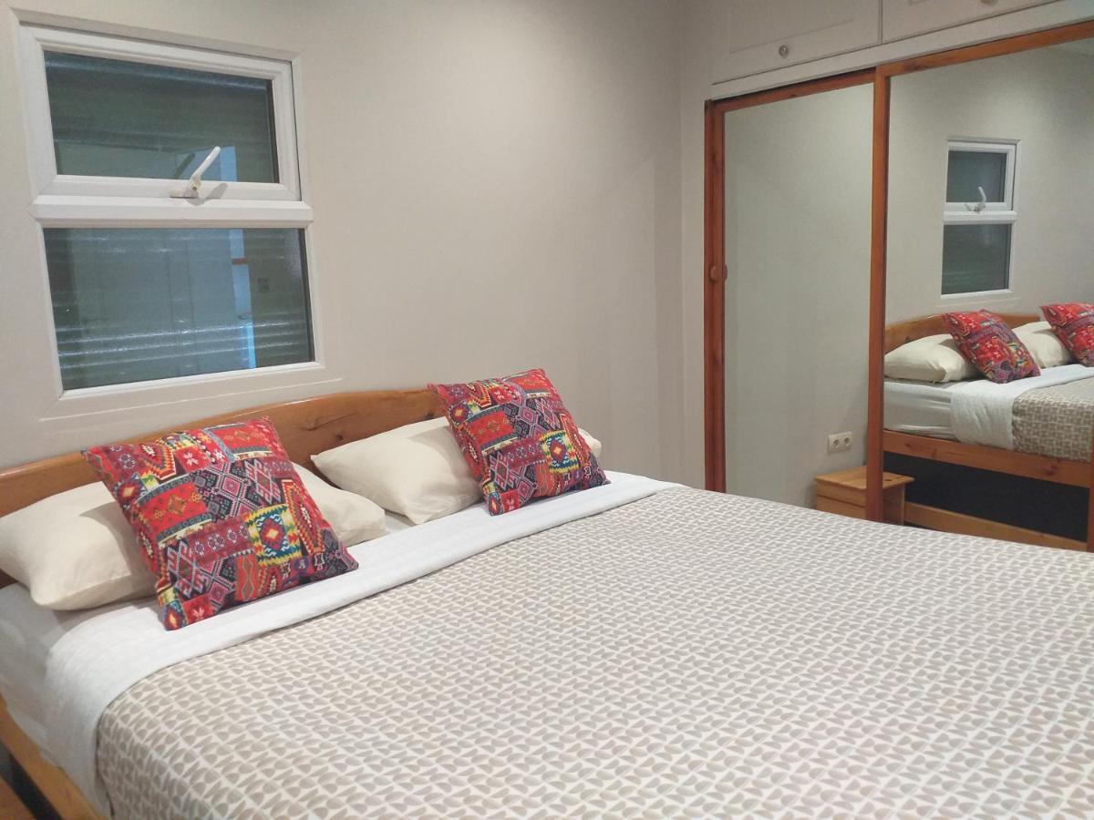 Malaga Ensuites City Centre Екстер'єр фото
